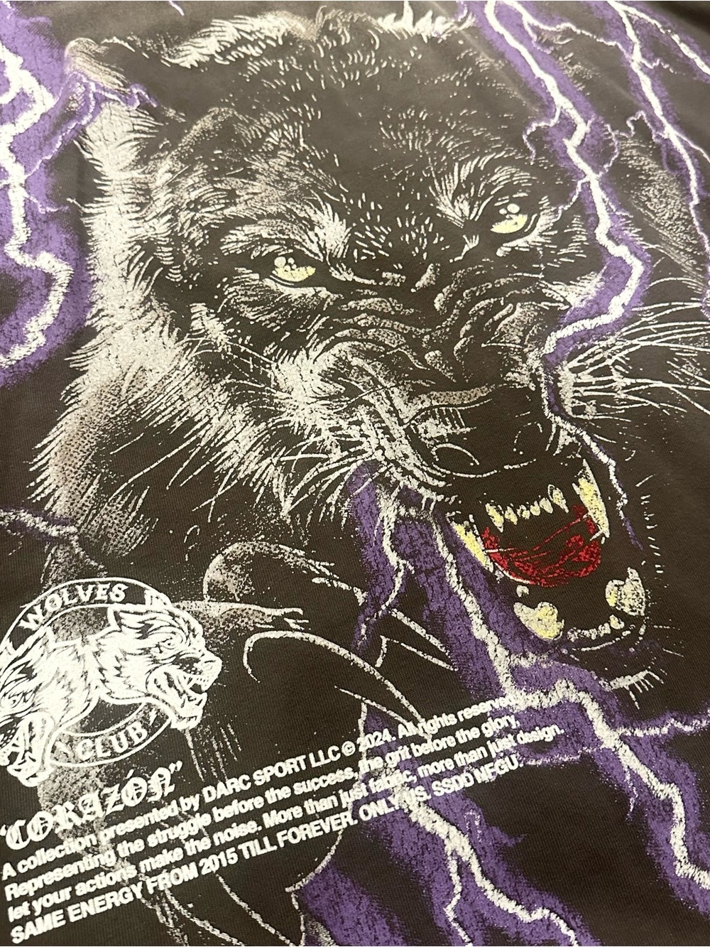 Darc Sport “Trust your instinct” XL oversized tee like new condition